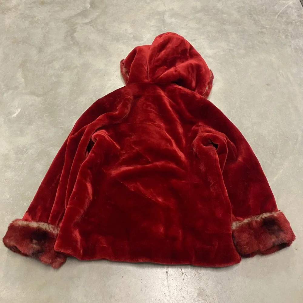 Terry Lewis Classic Luxuries Red Faux Fur Hooded Toggle Jacket Womens Medium - Picture 3 of 3
